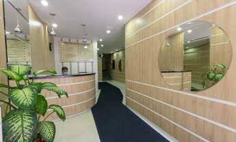 Imagem 4: Conjunto comercial mobiliado no Centro de Curitiba