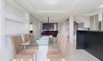 Imagem 7: Sobrado para venda possui 212 metros quadrados com 3 quartos em Abranches - Curitiba - PR