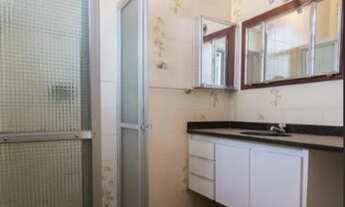 Imagem 3: Casa à venda com 220m², 3 quartos e 4 vagas