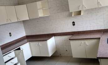 Imagem 3: Sobrado com 5 dormitórios Localizado Próximo à Estação Comendador Ermelino - SP