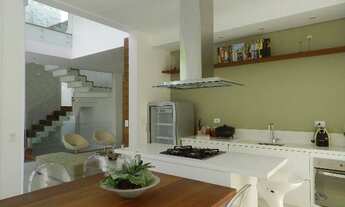 Imagem 7: Casa em Condomínio para Venda em Barueri, Alphaville, 4 dormitórios, 4 suítes, 5 banheiros