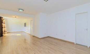 Imagem 6: Alugo Sobrado com 3 Quartos no Uberaba