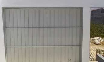 Imagem 2: Casa para aluguel e venda possui 210 metros quadrados com 3 quartos