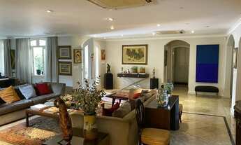 Imagem 7: Casa com 4 quartos e 7 banheiros à venda no Alto de Pinheiros