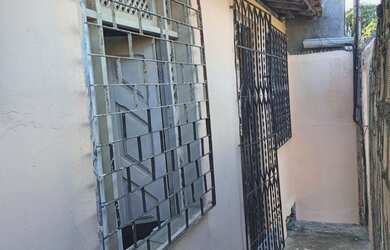 Imagem 5: Vendo casa ? Casa com 2 dormitórios