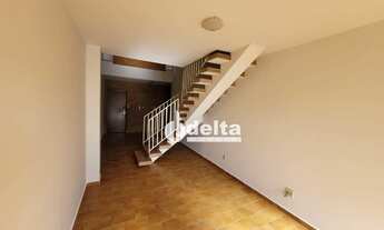 Imagem 3: Apartamento com 3 dormitórios para alugar, 150 m² por R$ 1.700,00/mês - Centro - Uberlândi