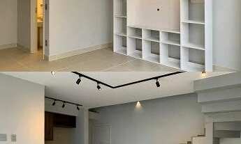 Imagem 12: O apartamento duplex, completamente reformado (sem uso após a reforma) está localizado a u