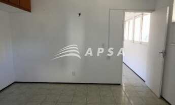 Imagem 7: APARTAMENTO BASTANTE VENTILADO EM ÓTIMA LOCALIZAÇÃO COM 1 SUITE, SALA, COZINHA E VAGA ROTA