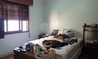 Imagem 6: Apartamento em Perdizes com janelões na sala proximo ao Parque da Agua Branca