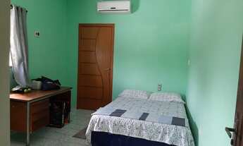 Imagem 1: Casa para venda com 150 metros quadrados com 3 quartos em Parque 10 de Novembro - Manaus