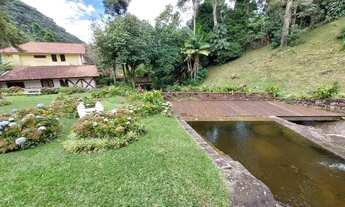 Imagem 2: Casa para venda com 200 metros quadrados com 3 quartos em Parque do Ingá - Teresópolis - R