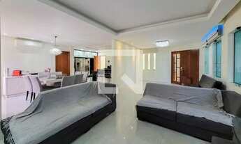 Imagem 2: Casa à Venda - Planalto, 3 Quartos, 340 m2