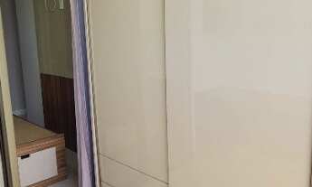 Imagem 7: Uma sala e varanda que possibilita muito conforto em um jantar em família