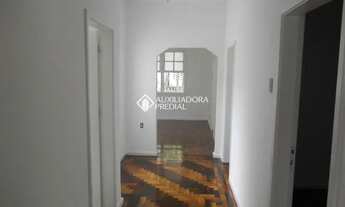 Imagem 5: PORTO ALEGRE - Casa Padrão - Partenon