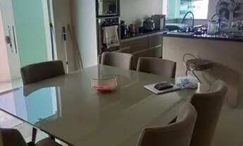 Imagem 3: Casa de condomínio térrea para aluguel tem 160 metros quadrados com 3 quartos