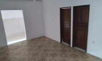 Imagem 4: Casa com 2/4 mobiliada em Simões Filho