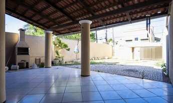 Imagem 4: Casa à venda com 5 suítes