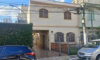 Imagem: Sobrado para aluguel tem 138 metros quadrados