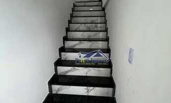 Imagem 2: Casa de condomínio térrea com quintal com 2 dormitórios, sala, cozinha, banheiro, lavabo