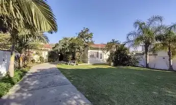 Imagem: Casa Comercial para Venda - 240m², 0 dormitórios