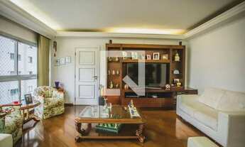 Imagem 4: Apartamento à Venda - Saúde, 4 Quartos, 160 m2