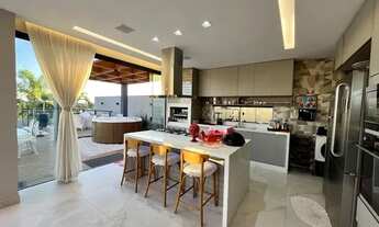 Imagem 4: Casa em Condomínio- Porteira Fechada- 03 Suites- 04 Vagas