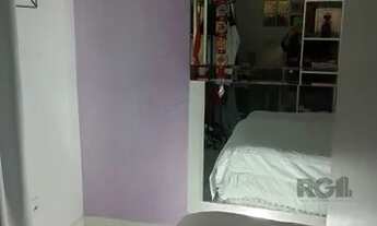 Imagem 3: Apartamento JK na Cidade Baixa reformado andar alto