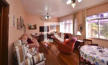 Imagem 4: Casa à Venda - Cantagalo, 4 Quartos, 300 m2