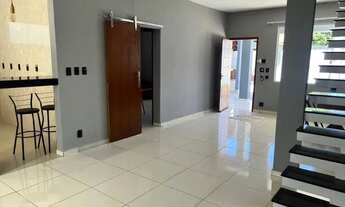 Imagem 4: Casa para venda possui 220 metros quadrados com 4 quartos em Centro - São Pedro da Aldeia