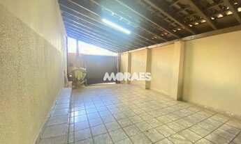 Imagem 7: Casa com 4 dormitórios para alugar, 276 m² por R$ 1.650,00/mês - Carolina - Bauru/SP