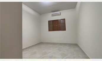 Imagem 4: Casa no Centro, reformada, com 3 quartos, 1 banheiro, 1 vaga, para LOCAÇÃO, por R$ 2.600,0