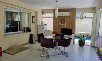 Imagem 6: Casa para venda possui 399 metros quadrados com 4 quartos