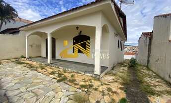 Imagem: Casa á venda no Centro de São Lourenço