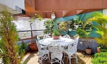 Imagem 7: Cobertura duplex para aluguel possui 140 metros quadrados com 4 quartos