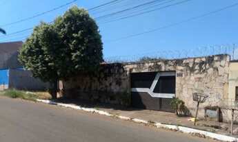 Imagem 6: Casa para venda tem 478 metros quadrados com 3 quartos em Setor Sul - Goiânia - GO