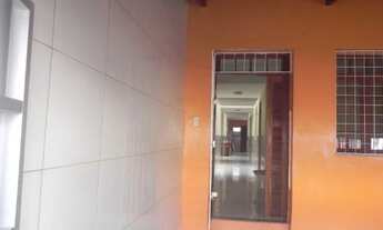 Imagem 4: Alugo excelente casa com Garagem, 3 suítes, sala, cozinha, despensa, lavanderia quintal