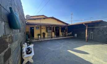 Imagem: CASA 03 QUARTOS 04 VAGAS ALÍPIO DE MELO