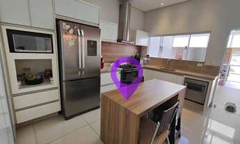 Imagem 3: Casa de 286m² em terreno de 462m² no Altaville, Pouso Alegre. 3 suítes, piscina aquecida