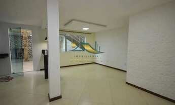 Imagem 4: Casa para Venda em Volta Redonda, Retiro, 4 dormitórios, 1 suíte, 2 banheiros, 4 vagas