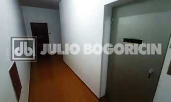 Imagem 5: JULIO BOGORICIN VENDE AMPLO APARTAMENTO 3 QUARTOS COM VAGA NA HADDOCK LOBO