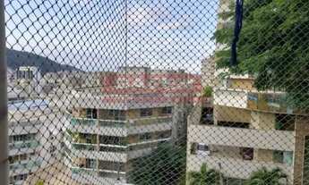 Imagem 3: Apartamento Exclusivo no Humaitá: Luxo, Conforto e Segurança