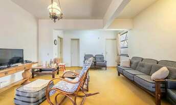 Imagem 4: Imóvel para venda possui 147 metros quadrados com 3 quartos em Centro Histórico - Porto Al