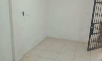 Imagem 3: Aluga se casa no Lorival Parente, frente a Ceasa