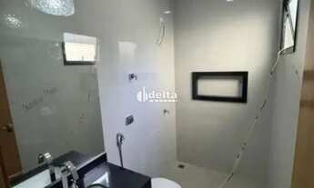 Imagem 6: Casa residencial com 3 quartos sendo 1 suíte disponível para venda no bairro Segismundo Pe