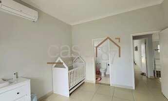 Imagem 12: Sobrado para locação com 3 suítes, 1 suíte no térreo, escritório, sala de tv e quintal