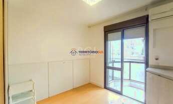 Imagem 2: Vende ou aluga no bairro Menino Deus, com garagem, apartamento de 03 dormitórios, suíte, l