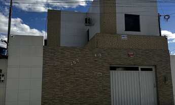 Imagem 3: Casa com primeiro andar