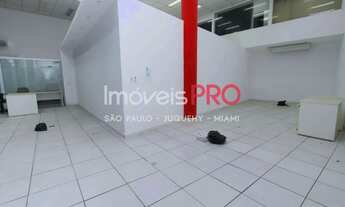 Imagem 2: Prédio reformado com quatro pavimentos, dois elevadores novos