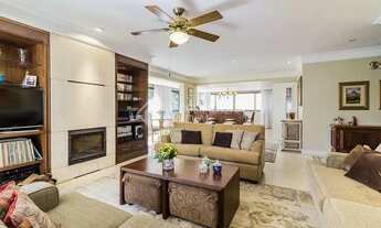 Imagem 3: Imóvel para venda possui 229 metros quadrados com 4 quartos em Bela Vista - Porto Alegre