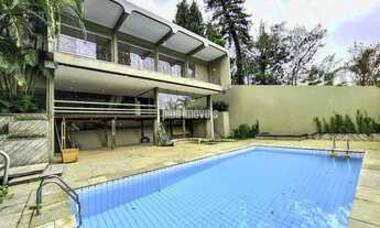 Imagem: Casa 5 Suites 8 Vagas em Rua Fechada no